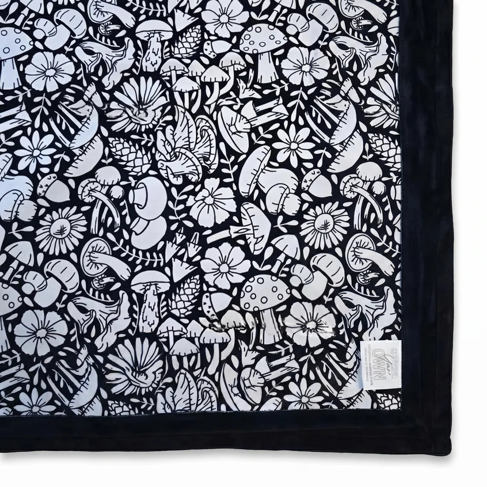 DIY Colouring Blanket with Fabric Markers