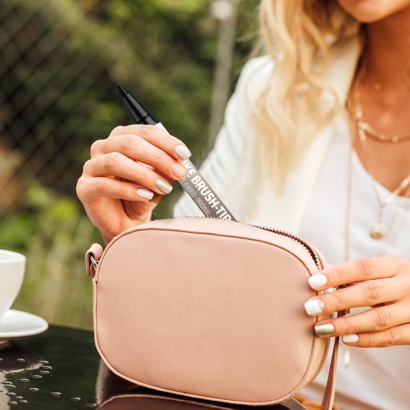 🌟 ✨ 4D Brow Pen – For Natural, All-Day Eyebrow & Eyeliner Perfection! 💁‍♀