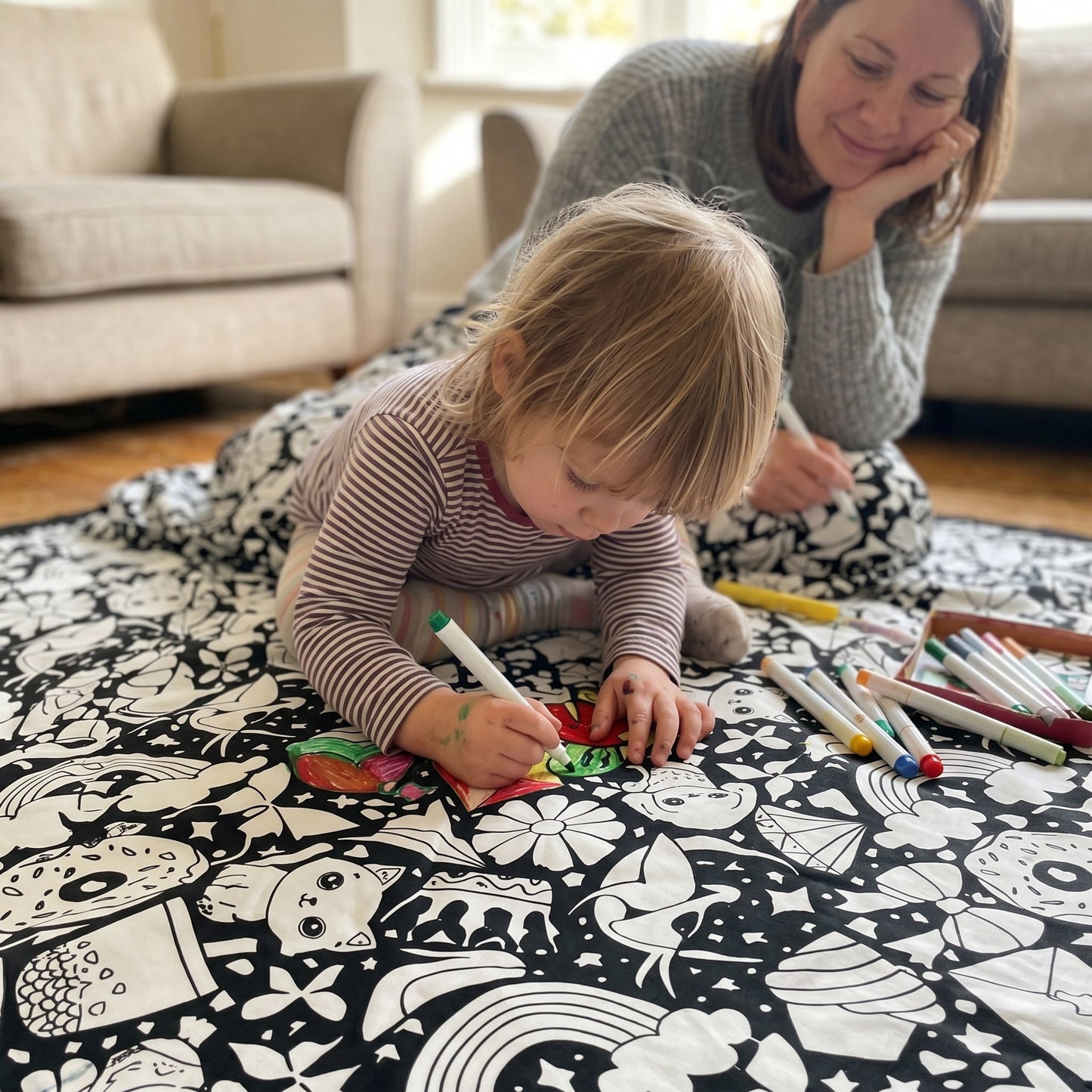 DIY Colouring Blanket with Fabric Markers
